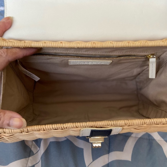 Talbots handbag - Picture 10 of 10